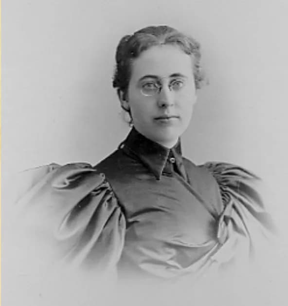 Vivian Blanche Small