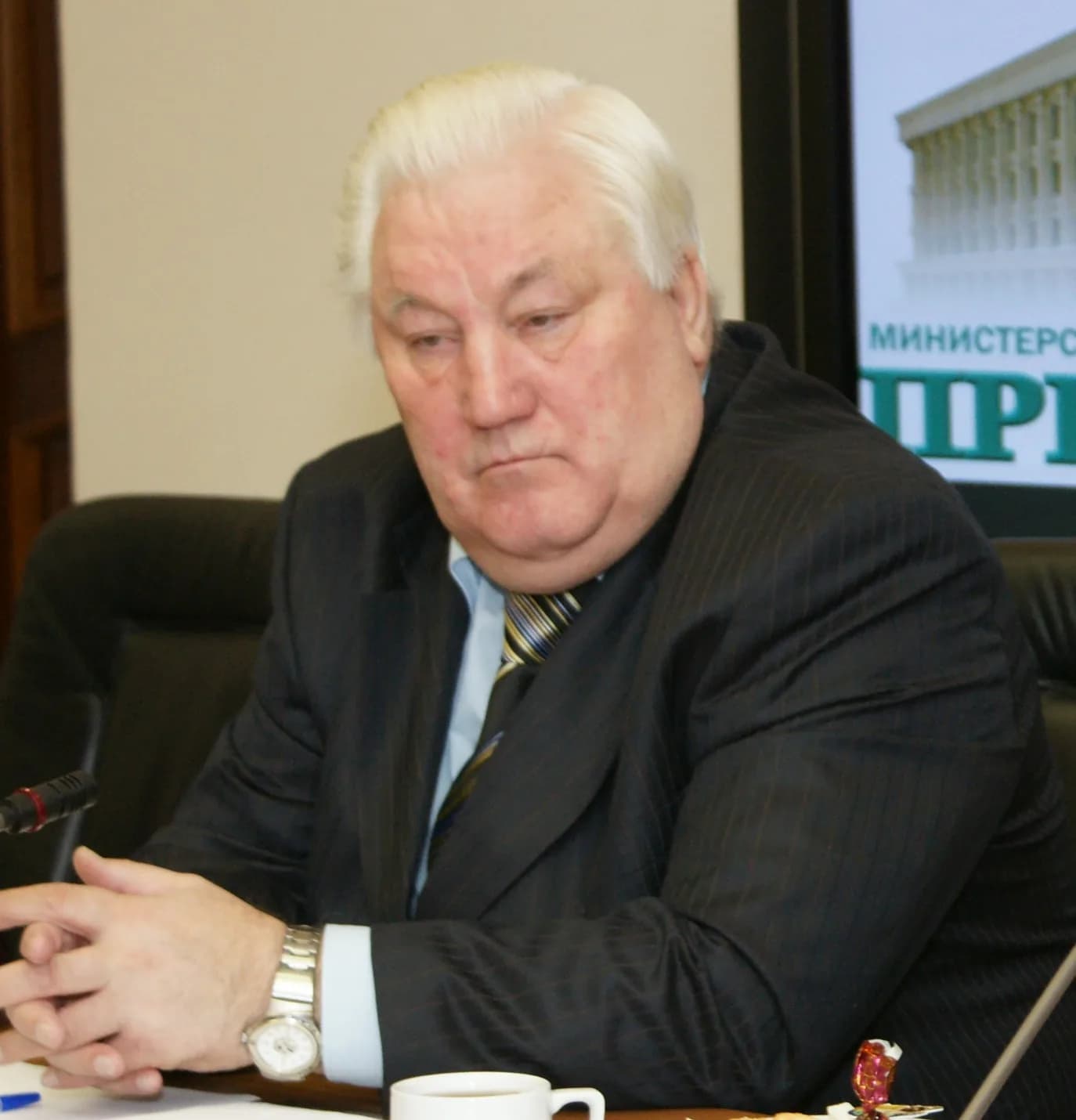 Mansur Şihapof