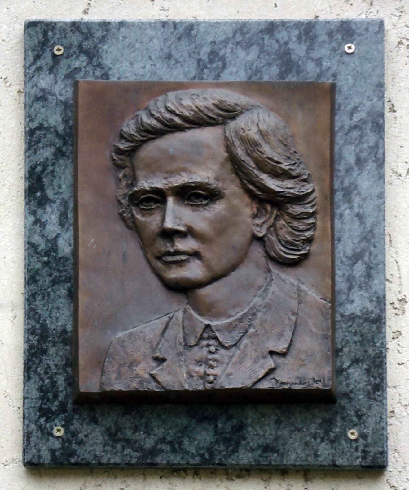 Ilona Tóth
