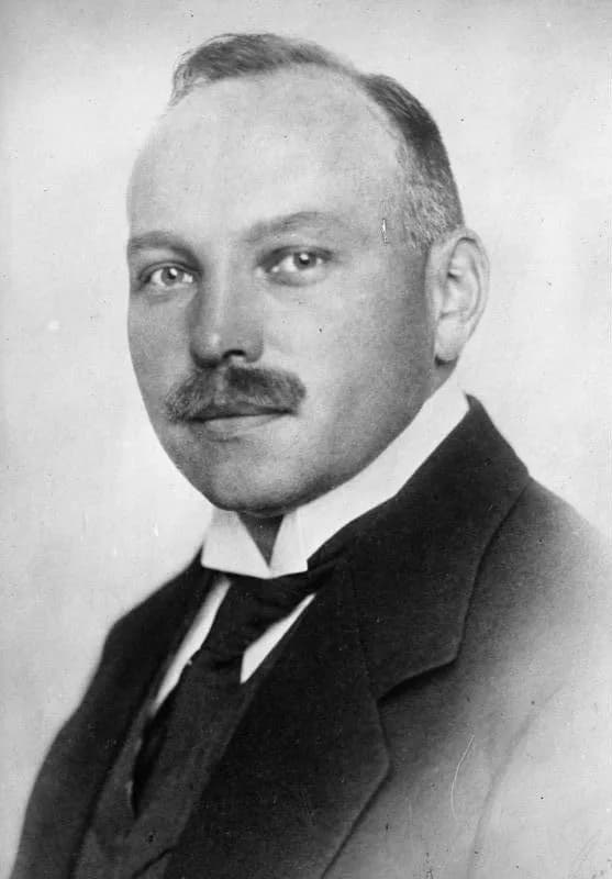 Emil Georg von Stauß