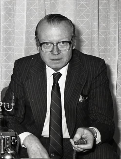 Kjell Holler