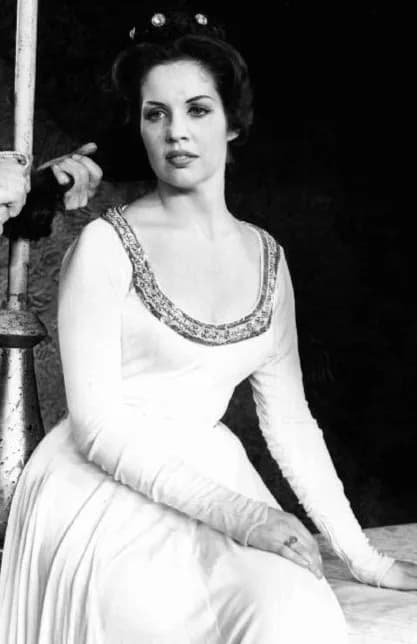 Janet Pavek