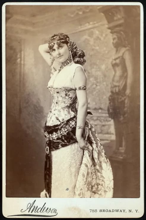 Laura Don