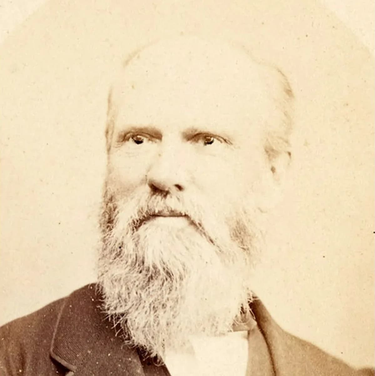 Thomas Must
