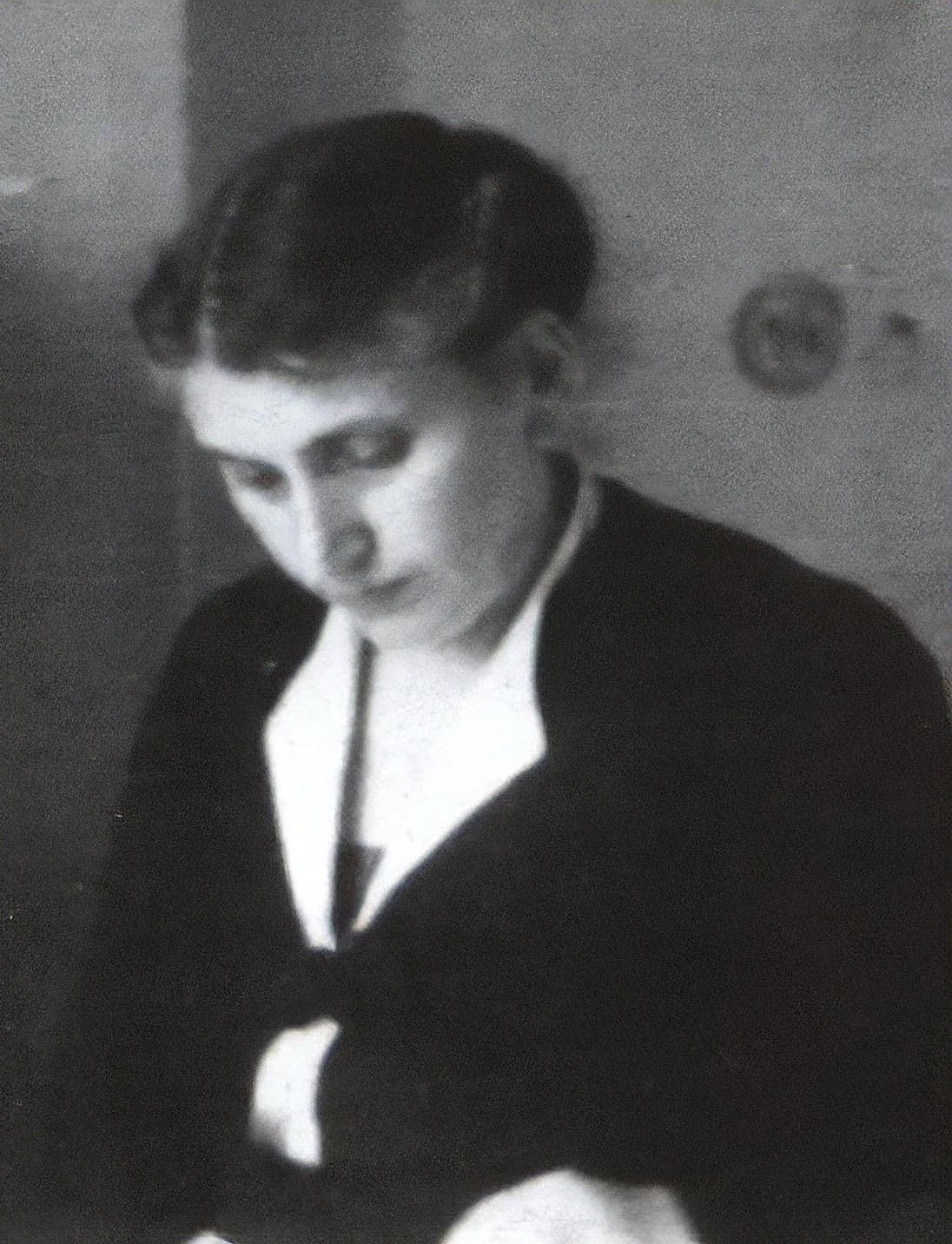 Ella Kroch