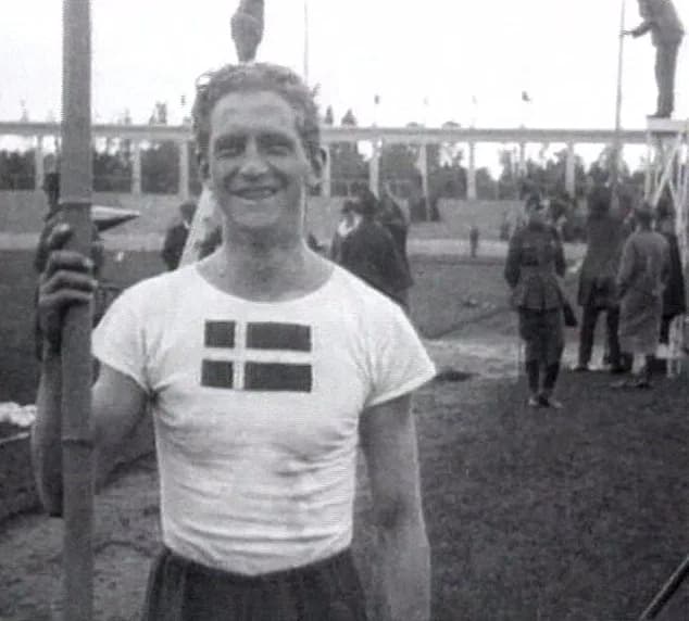 Henry Petersen