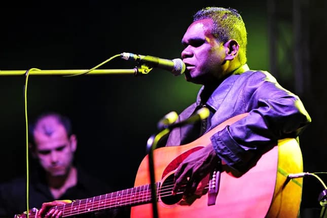 Geoffrey Gurrumul Yunupingu