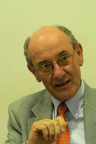 Hellmut Schwarz