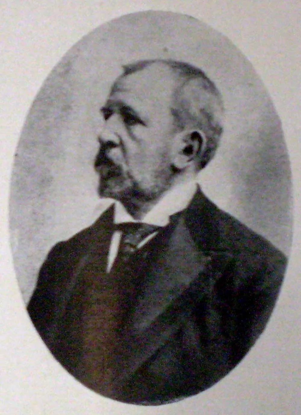 Guillermo White
