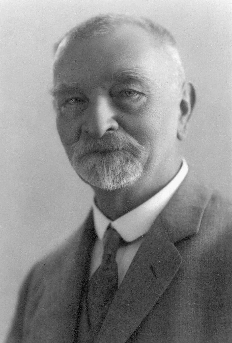 Jaromír Pečírka