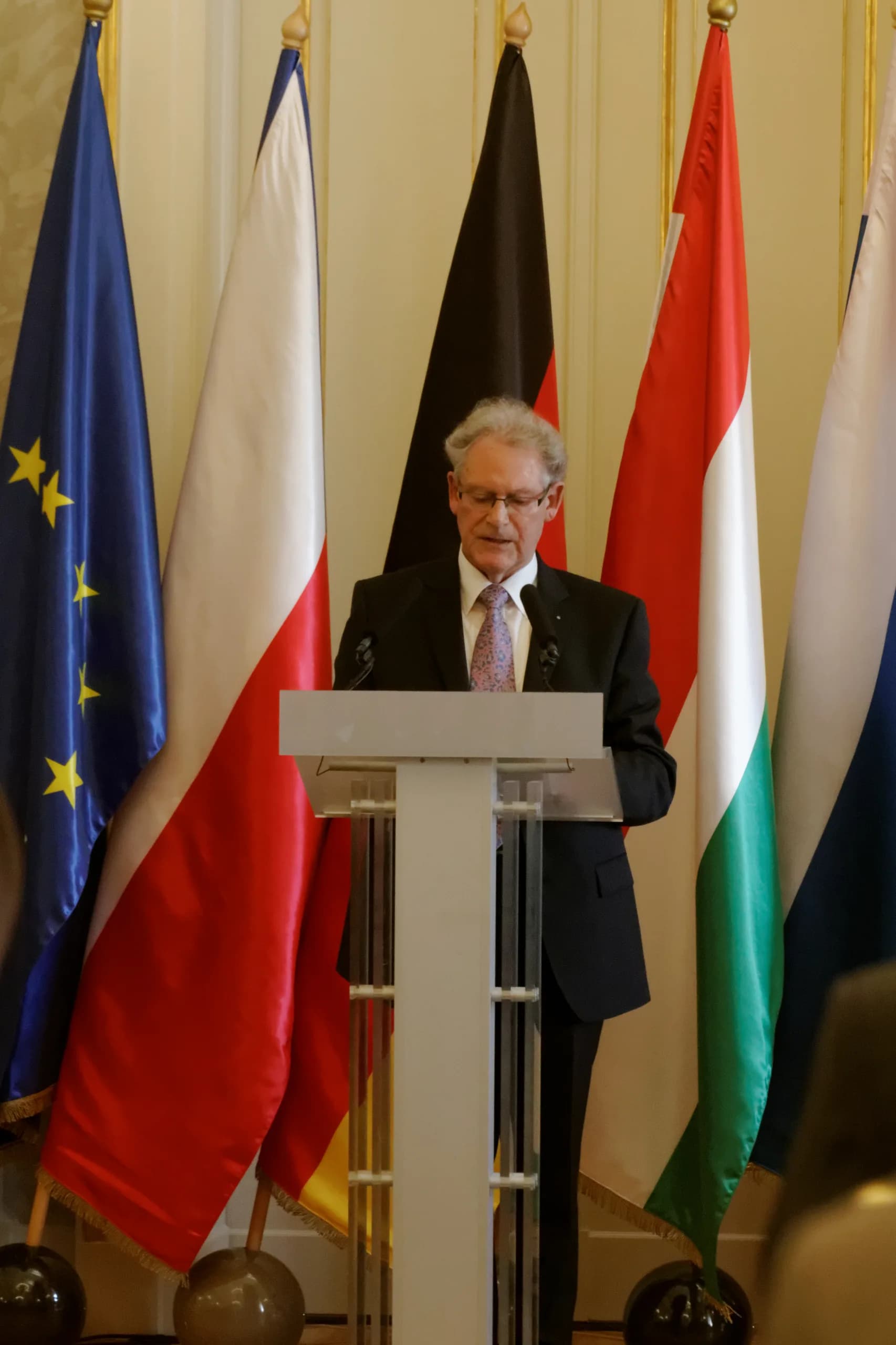 Hans Süssmuth