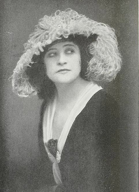 Mimi Kött
