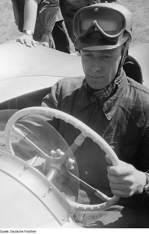 Paul Thiel