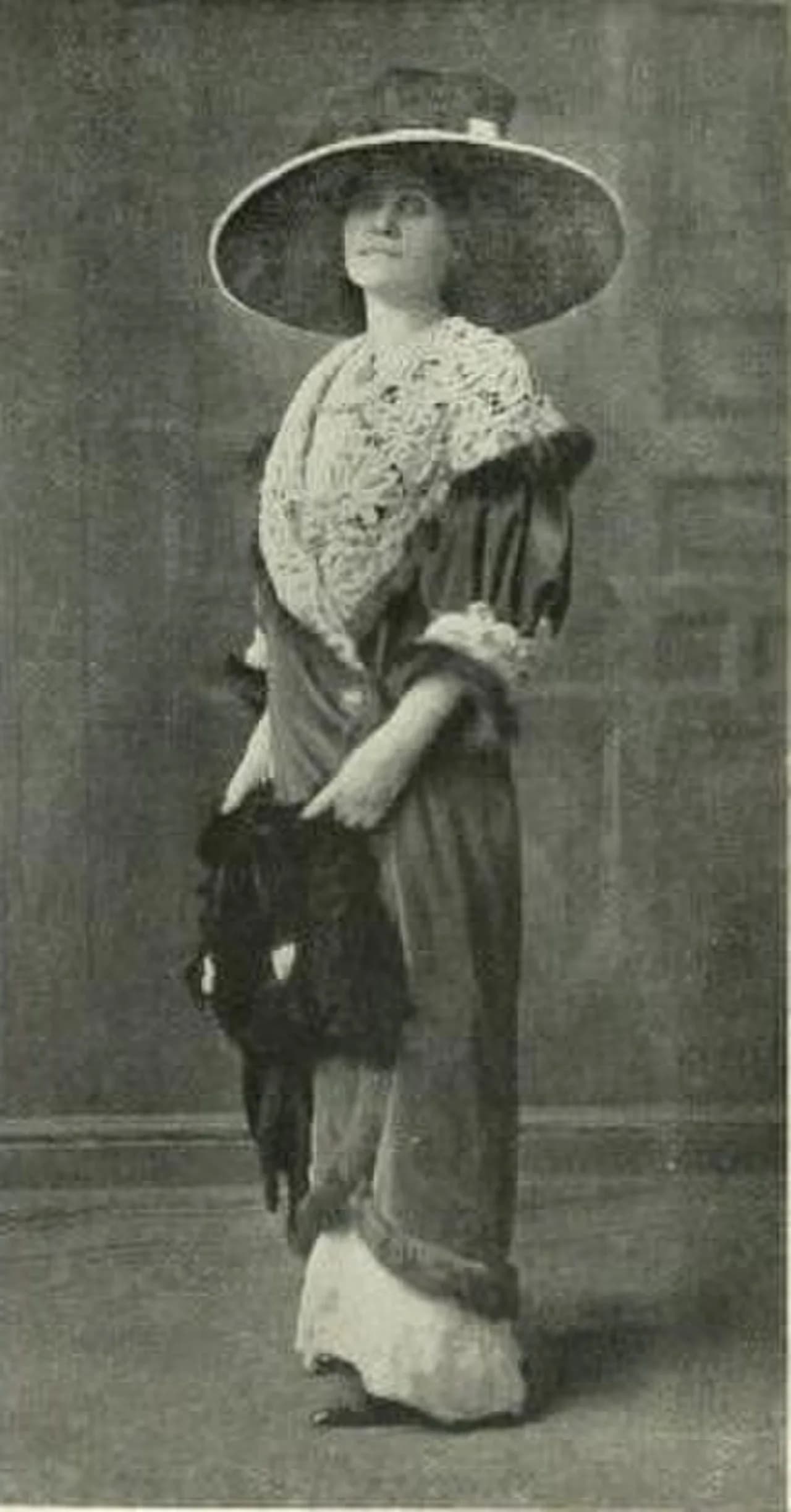 Mary Riter Hamilton