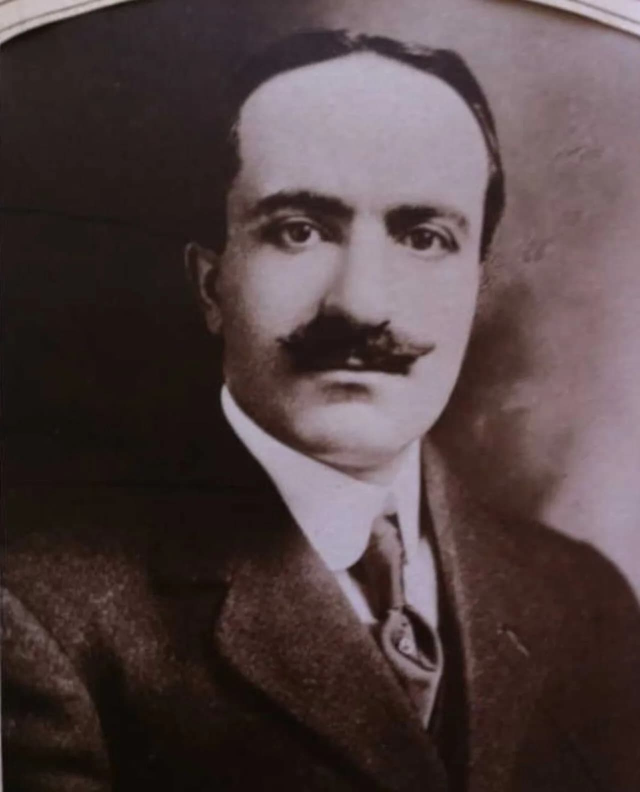Armando Salati