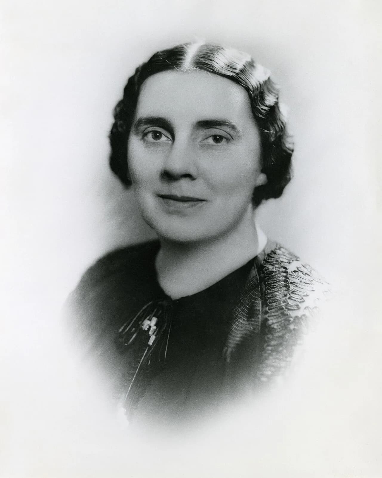 Pauline Beery Mack