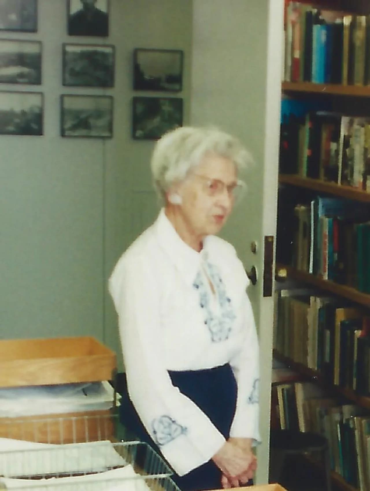 Annette Baker Fox