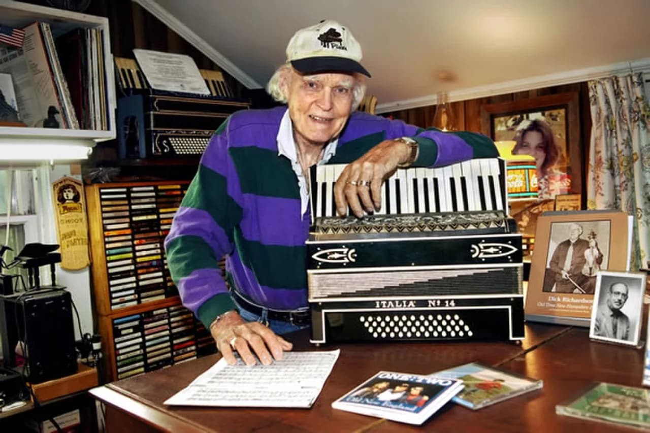 Bob McQuillen
