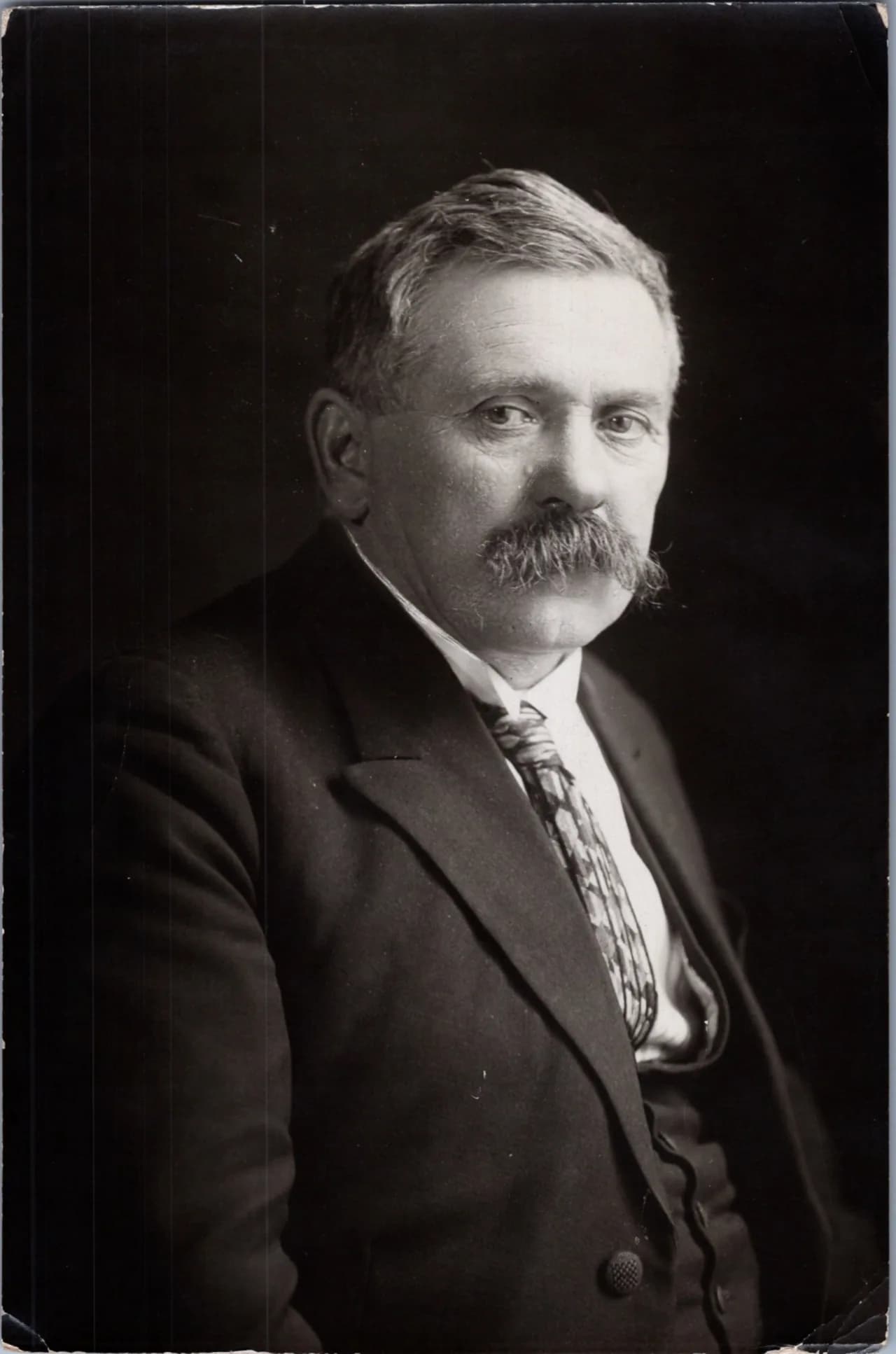 Albert Ménil