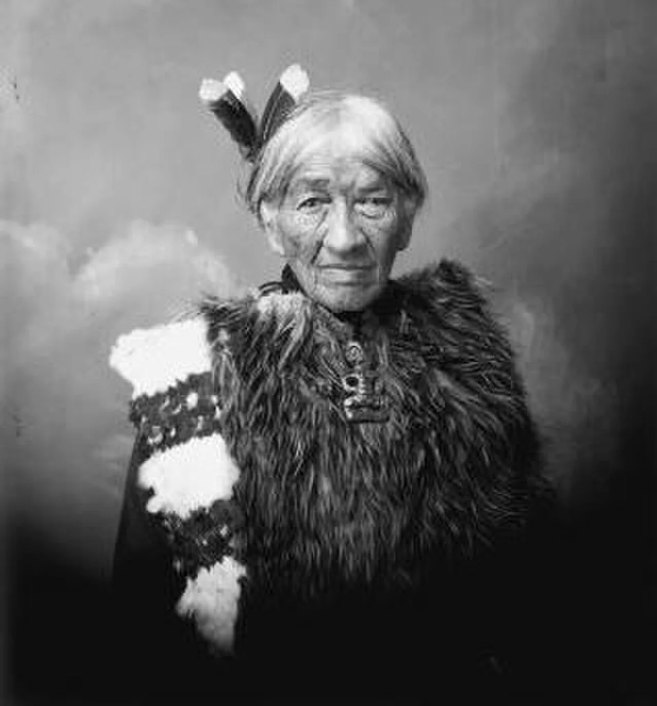 Heni Te Kiri Karamu