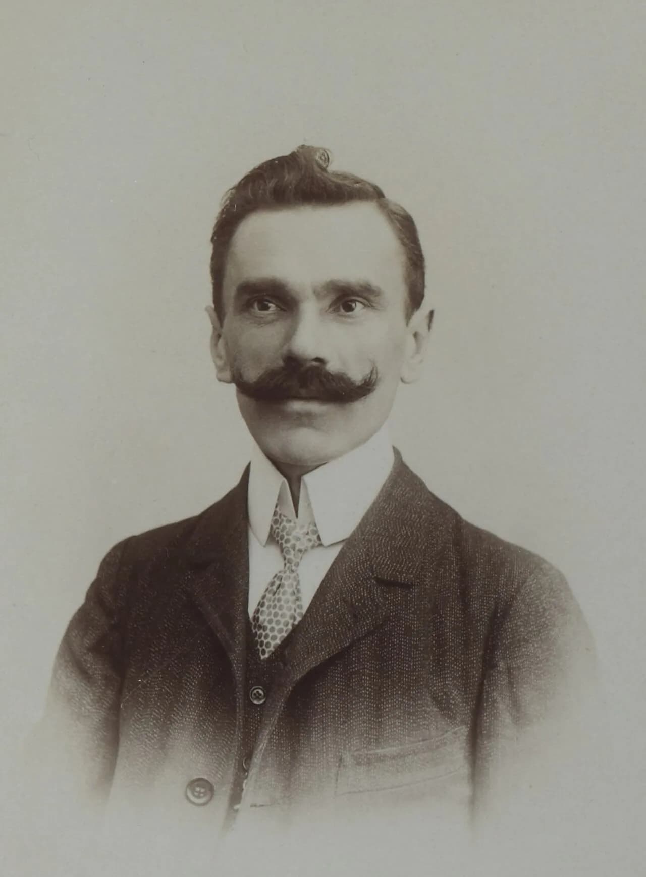 Henri Béconnais