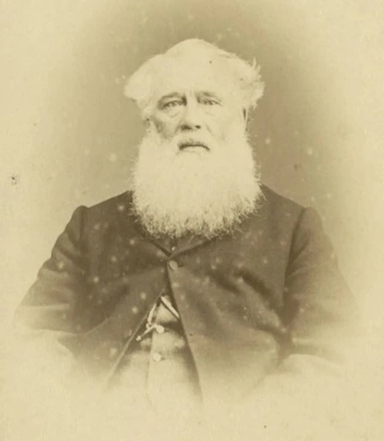 Leslie Lee