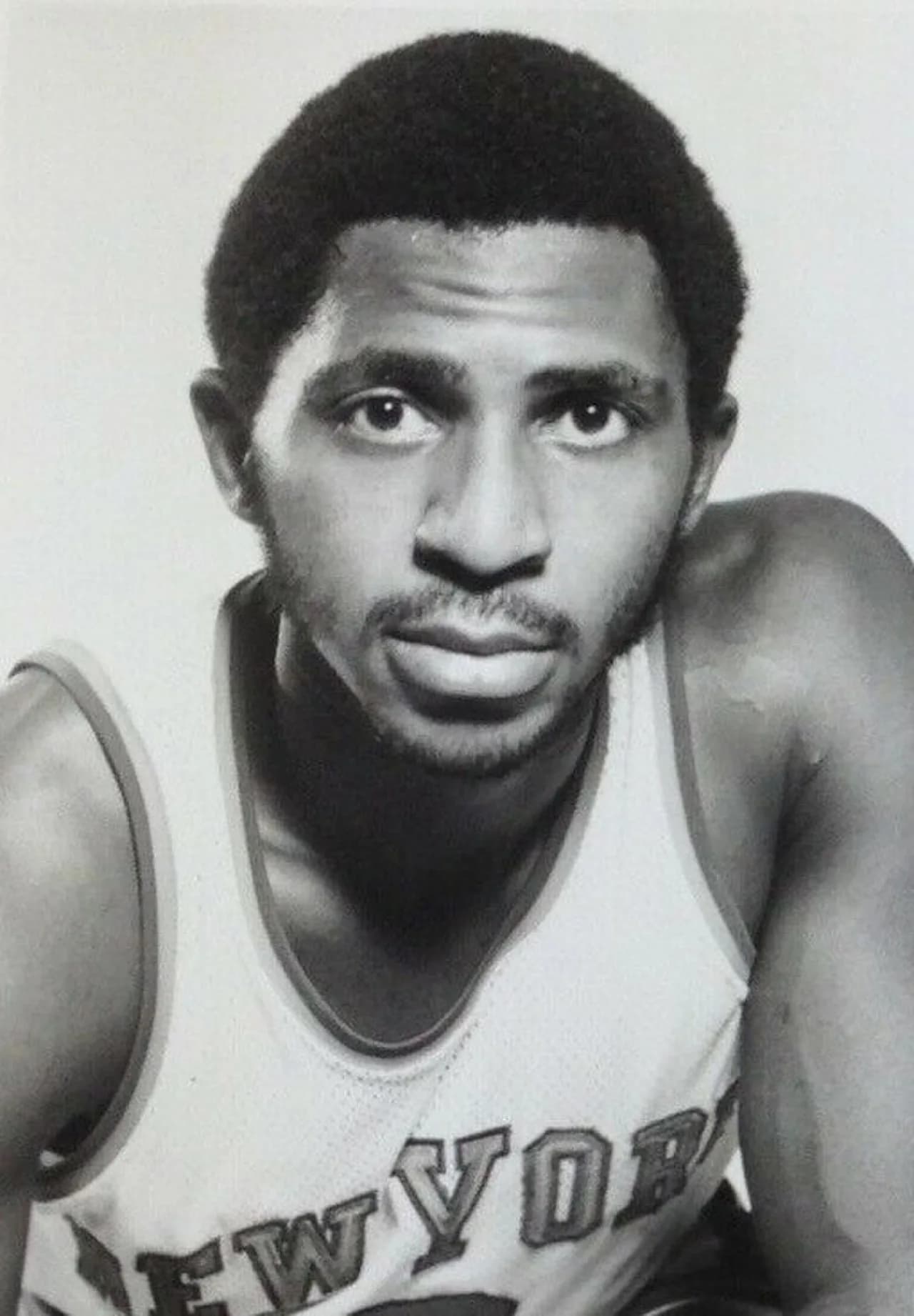 Lonnie Shelton
