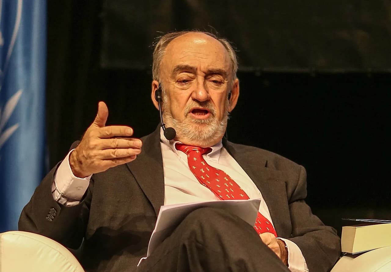 Mauricio de Maria y Campos
