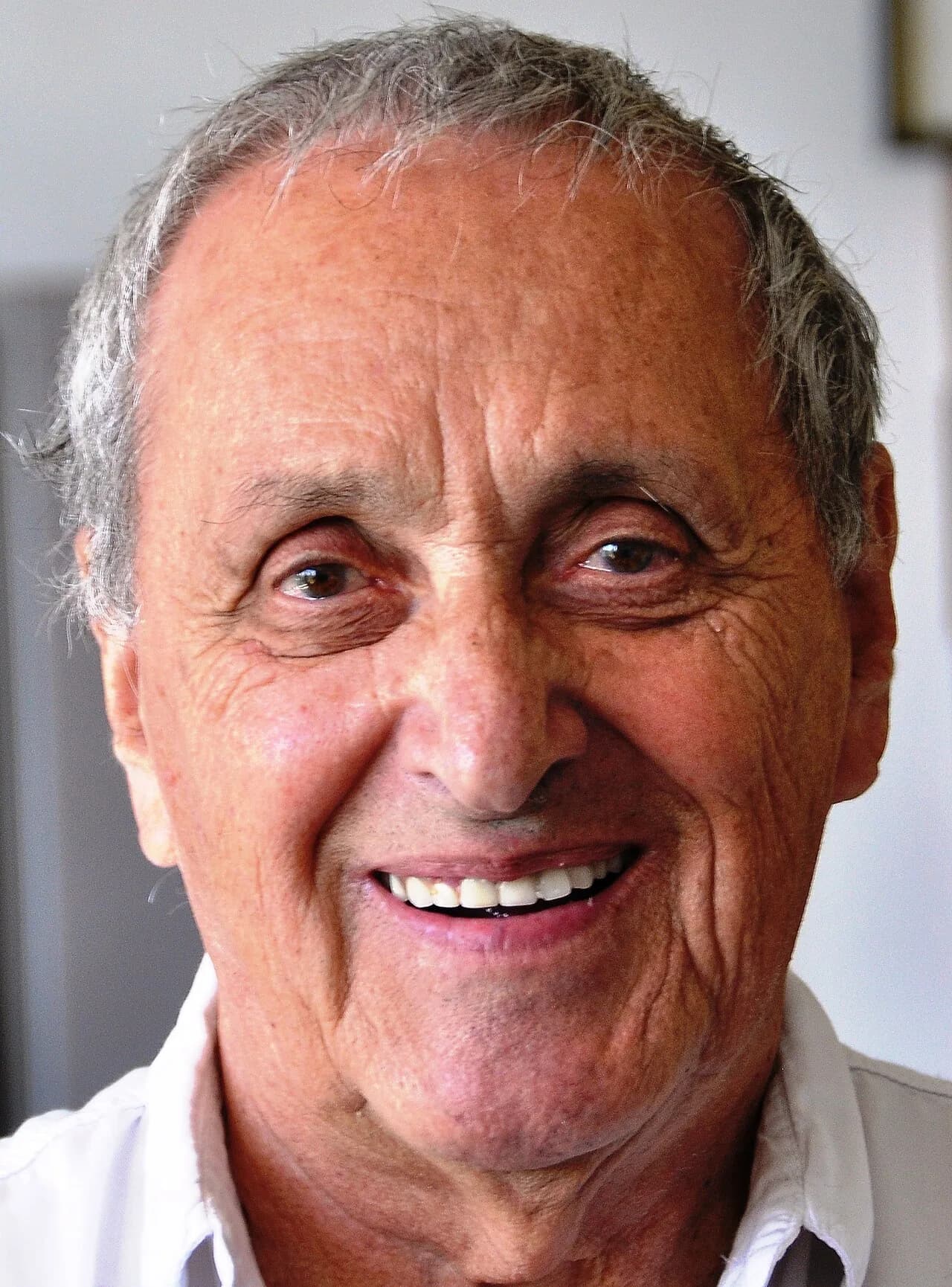 Zeev Ofer