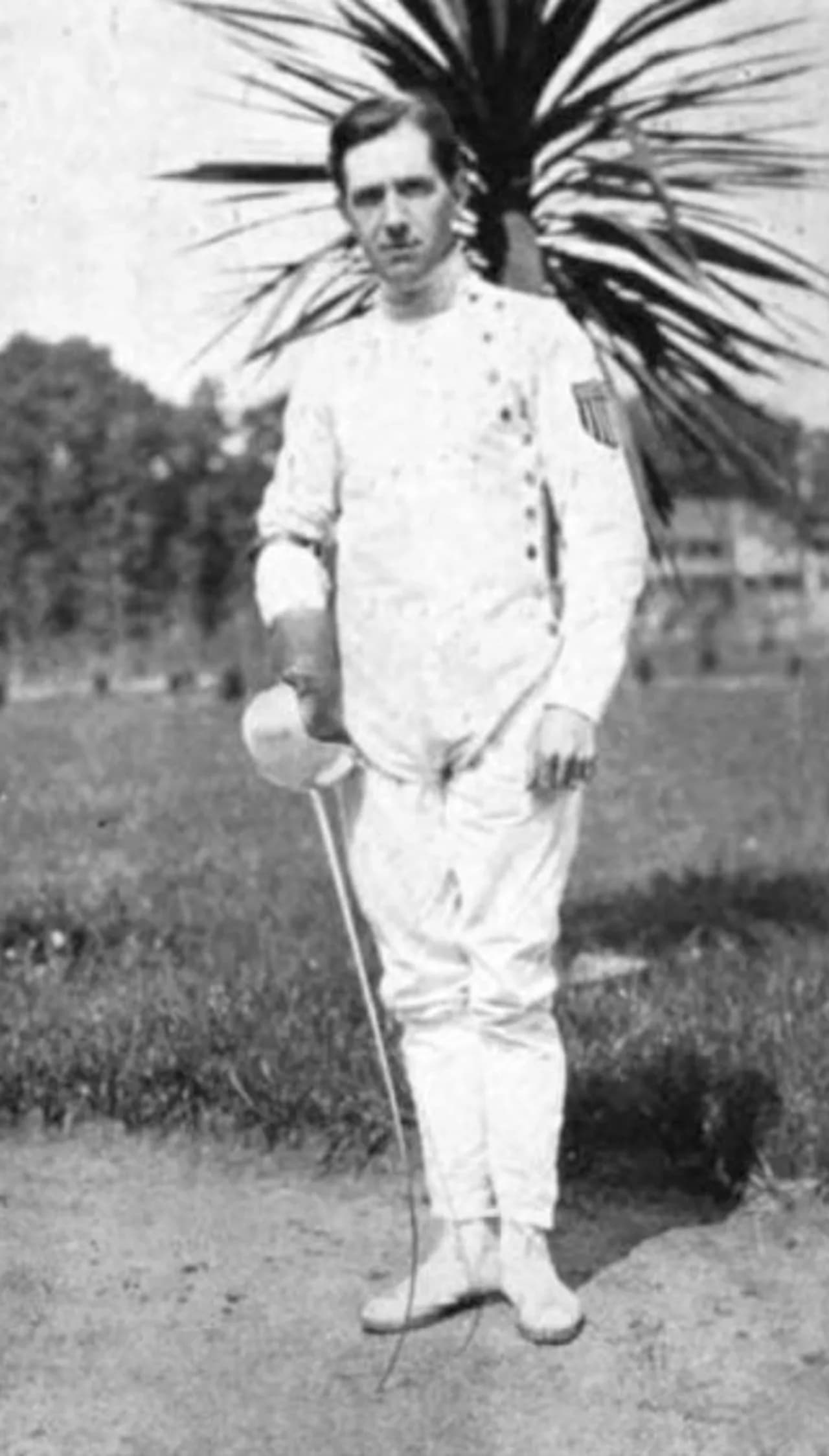 Arthur Lyon