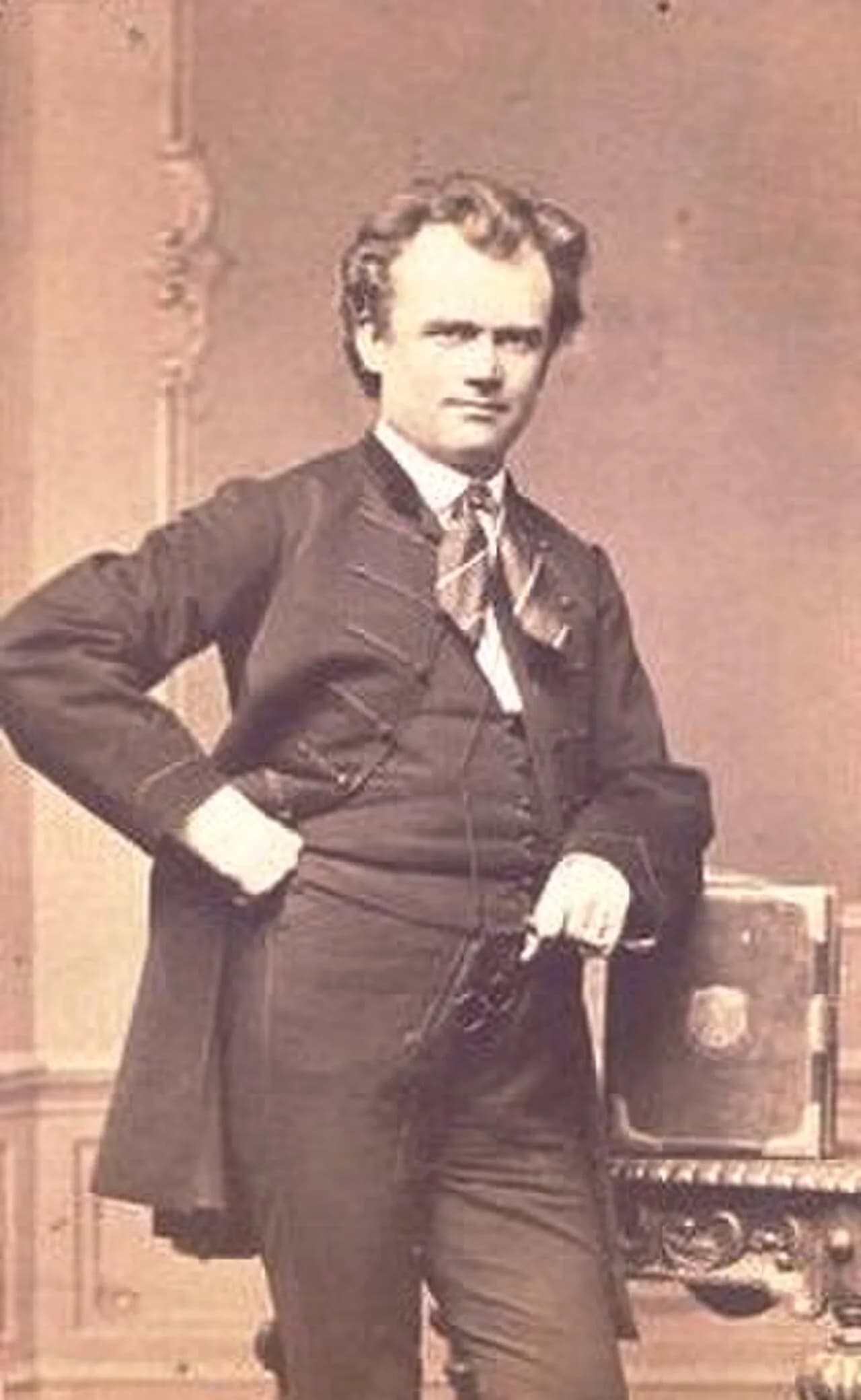 József Tamássy
