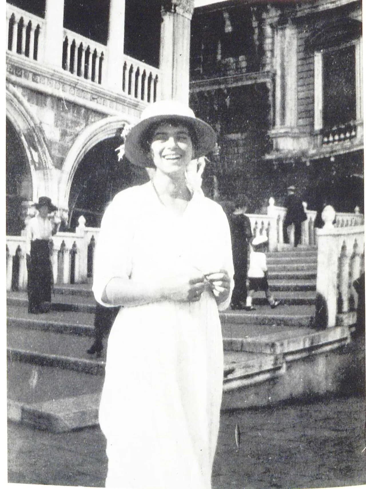 Julia Kerr