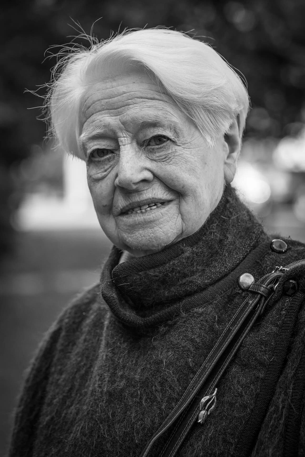 Jeannette Laot