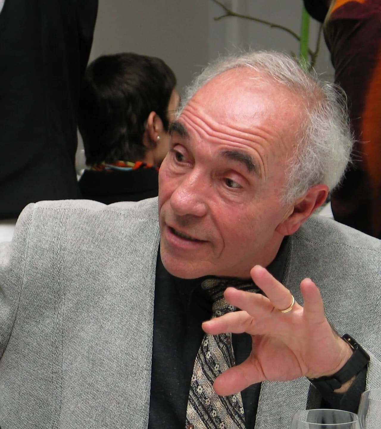 Lothar R. Schmidt