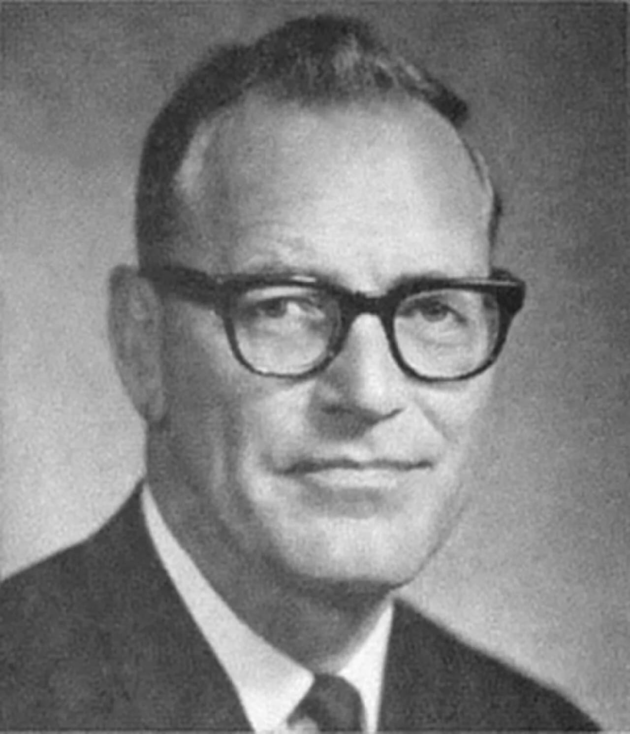 Joseph Karth