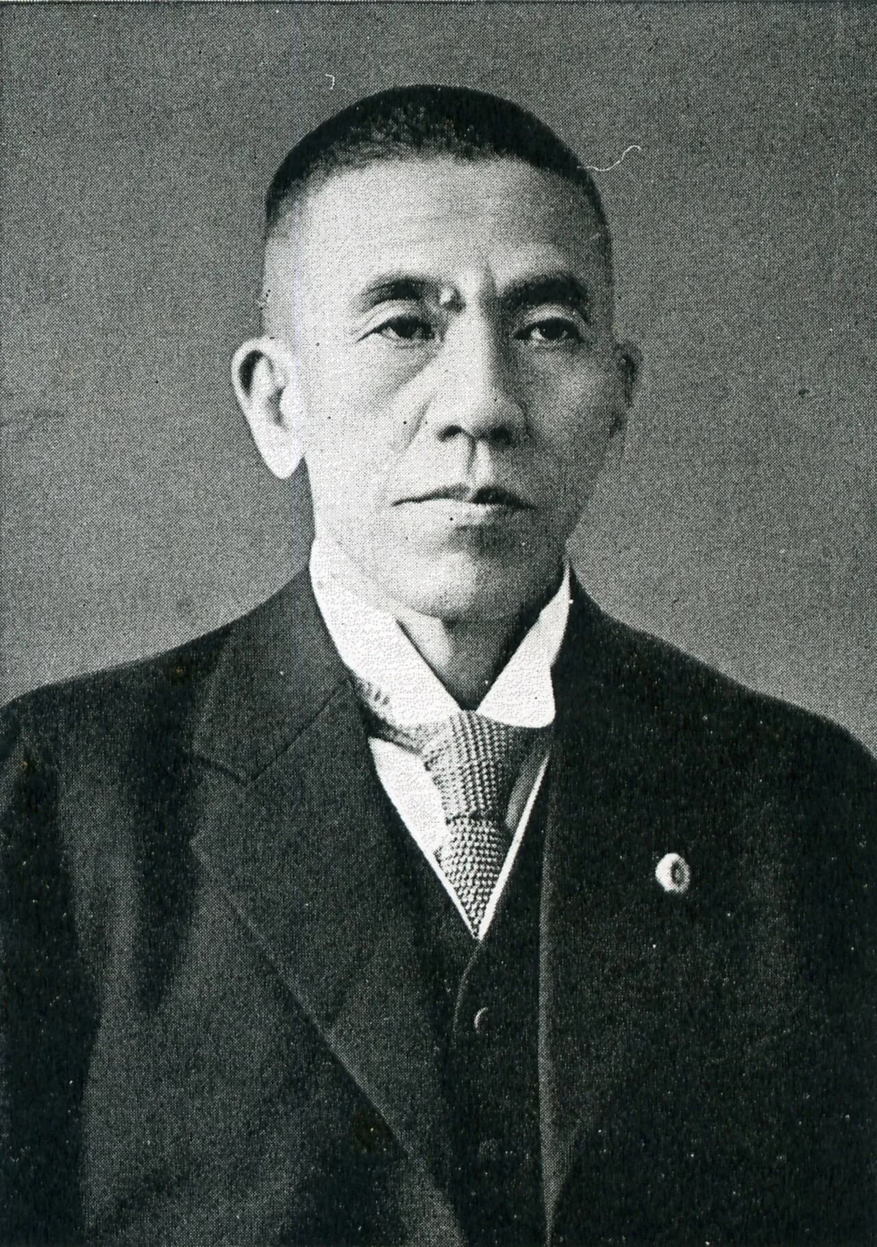 Kenzō Aoyama