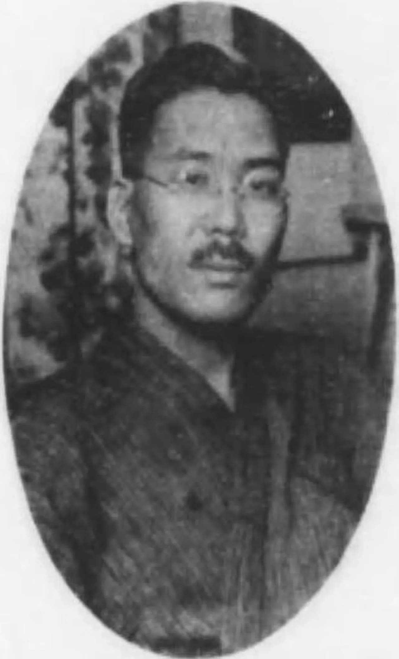 Tsutomu Adachi