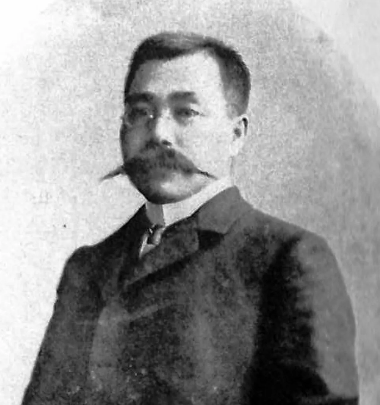 Yoshinaga Satō