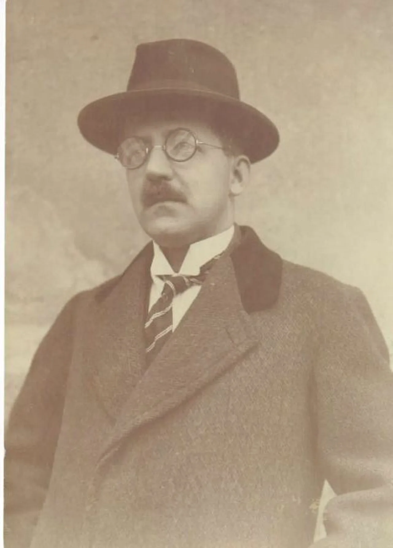 Narte Velikonja