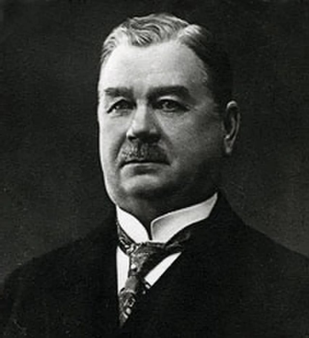 Niilo Helander