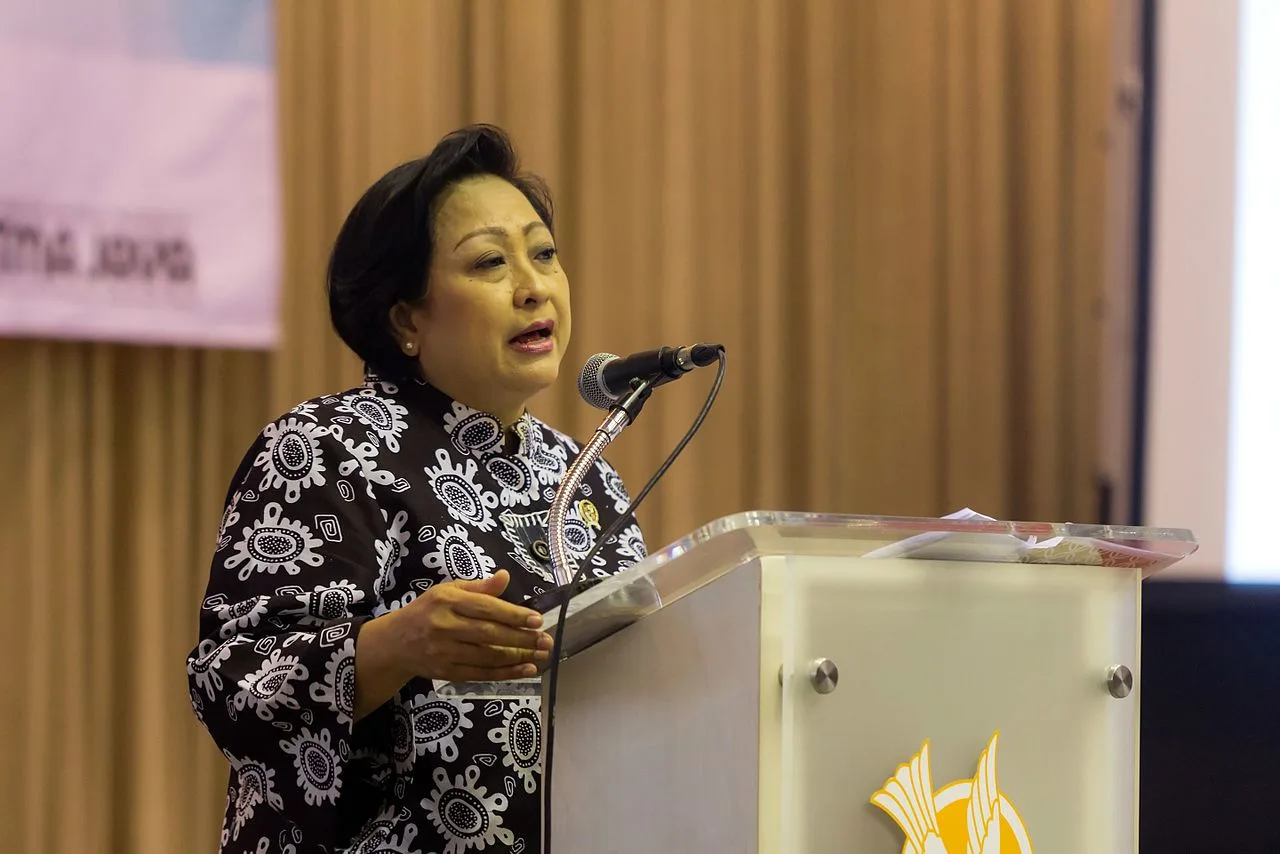 Sri Adiningsih