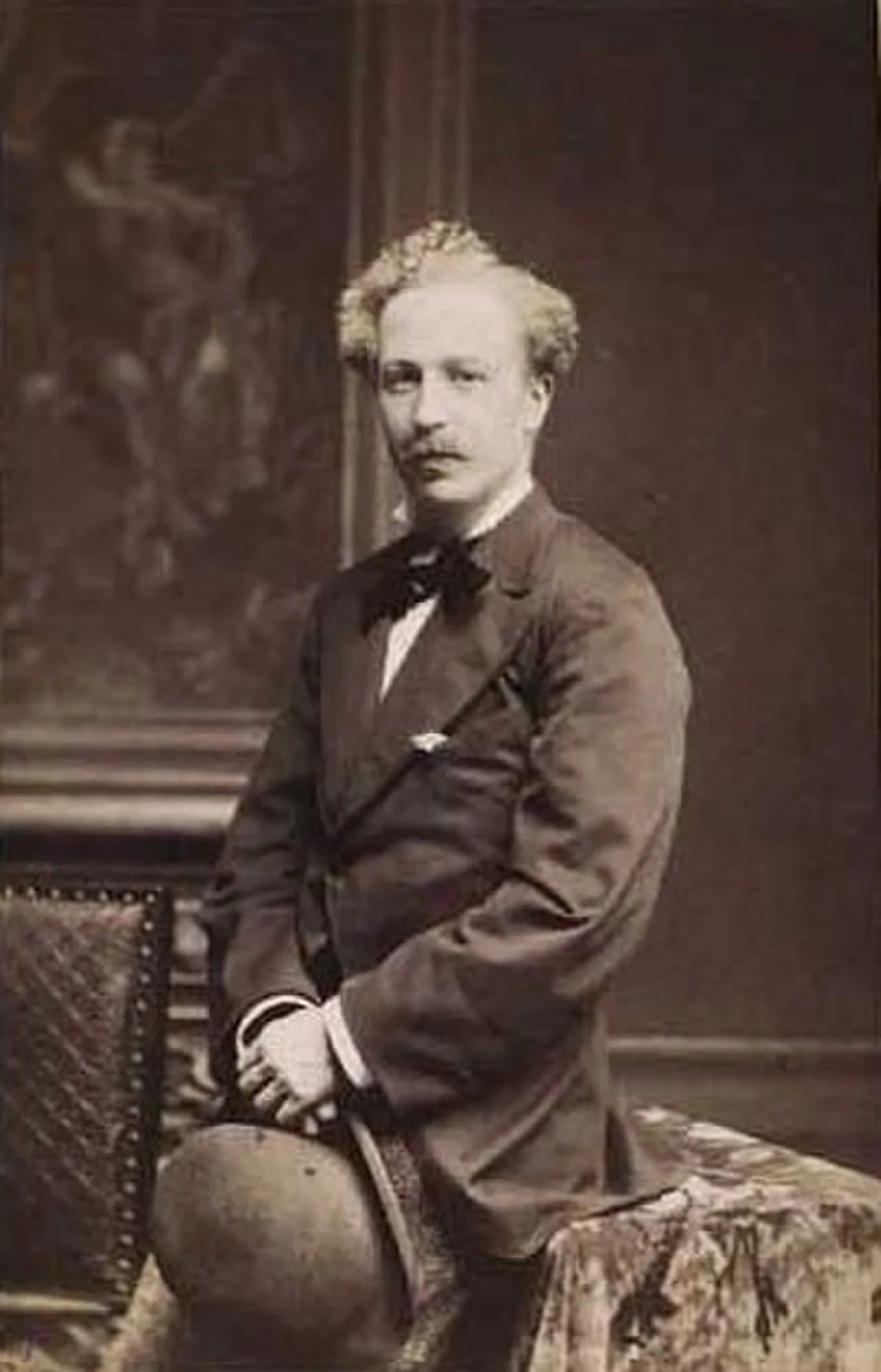 Carl Hall
