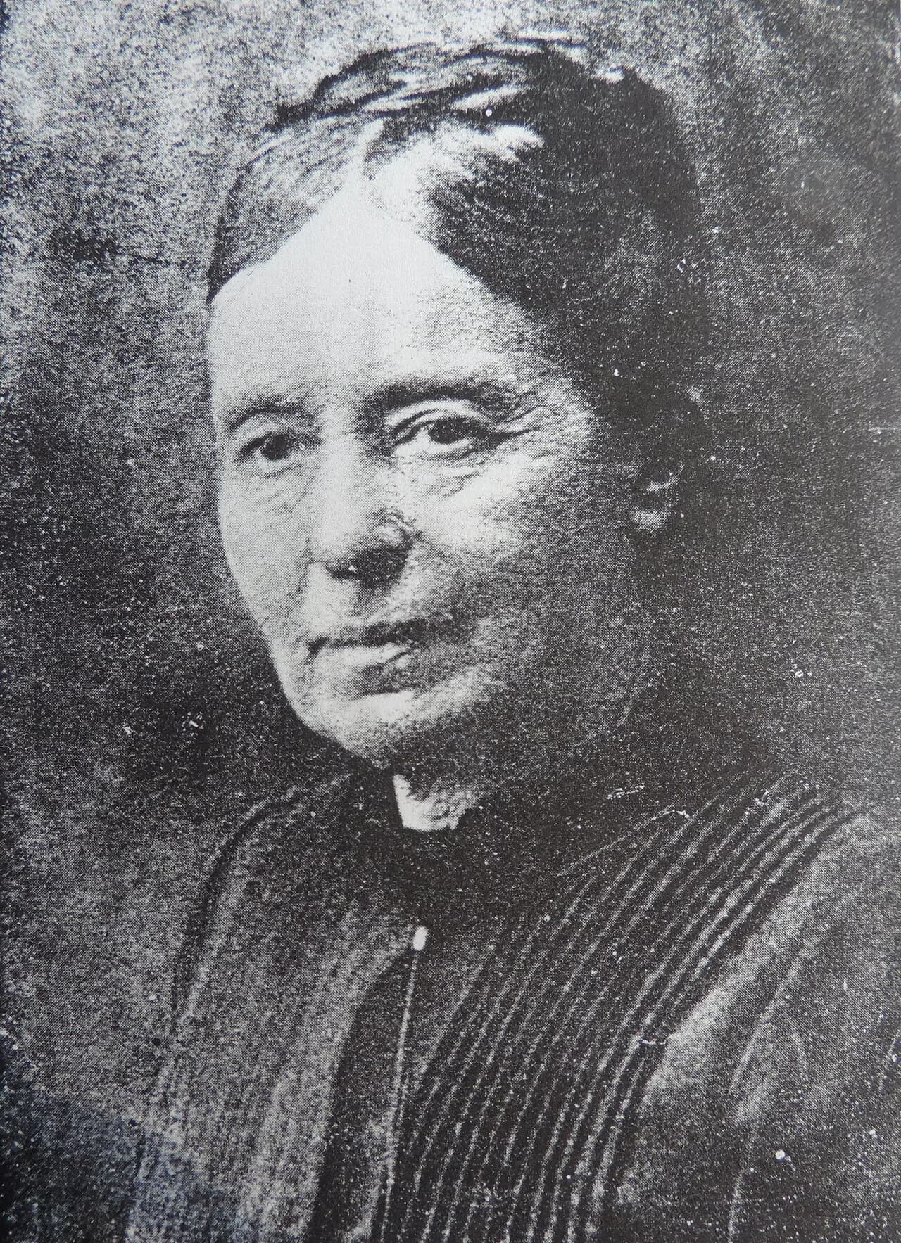 Adele Zay