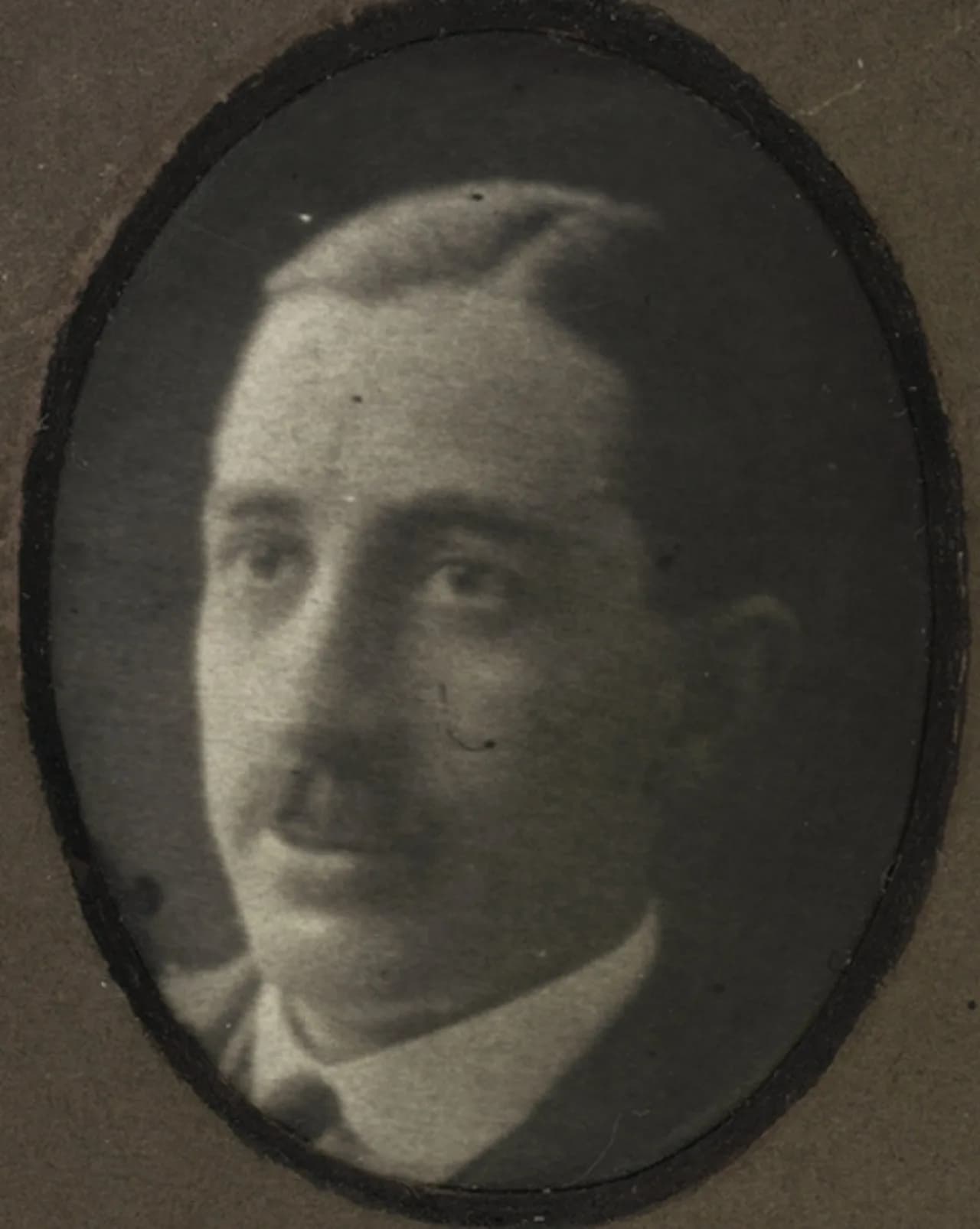 Collier Cudmore