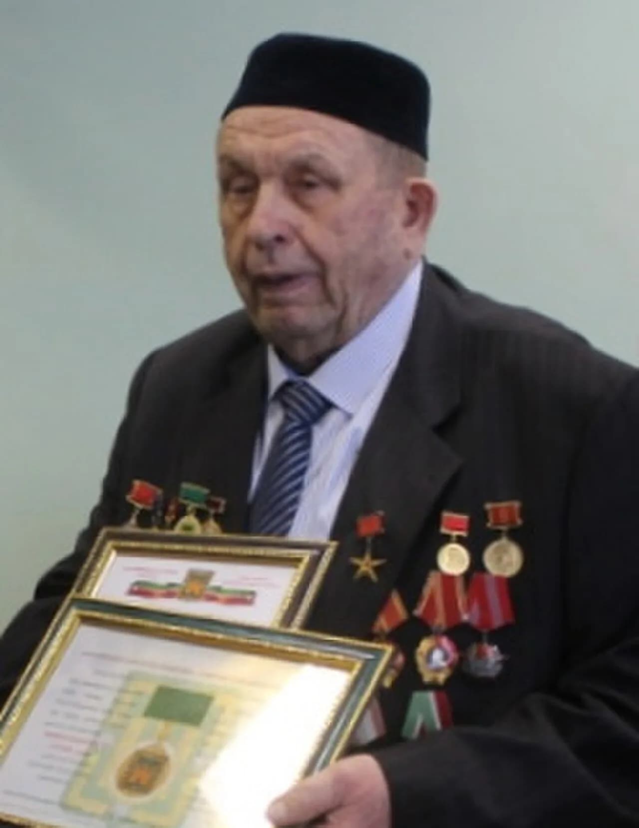 İlsur Şäyxetdinef