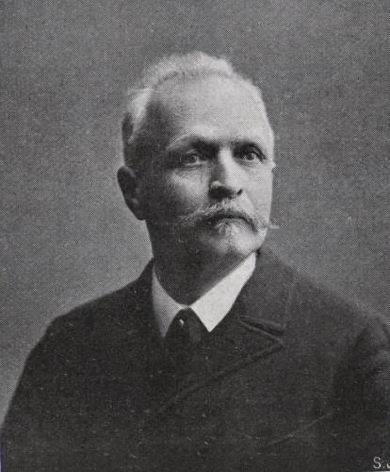 Josip Apih