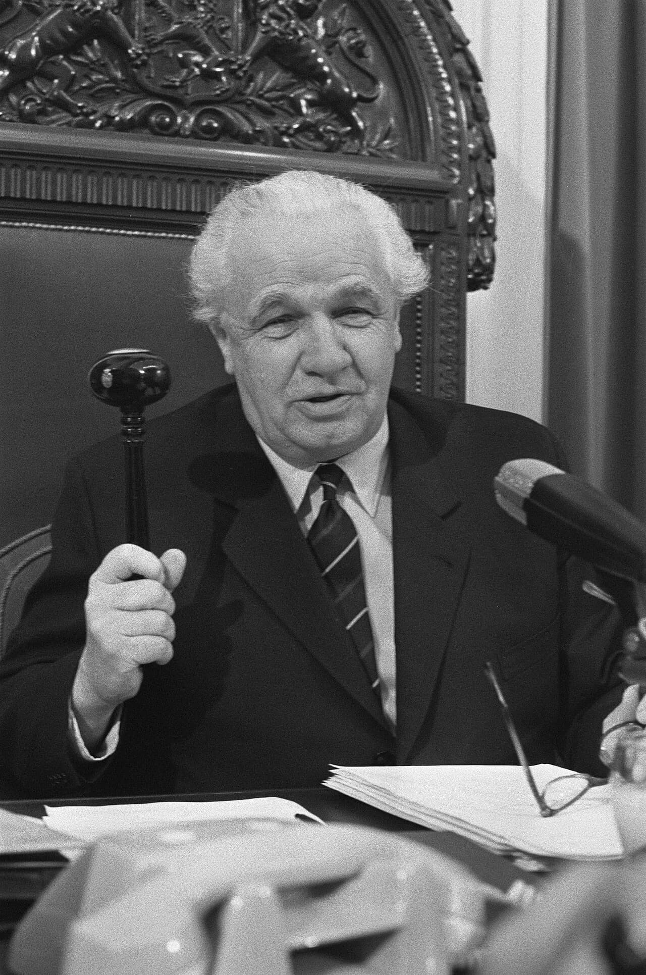 Frans-Jozef van Thiel