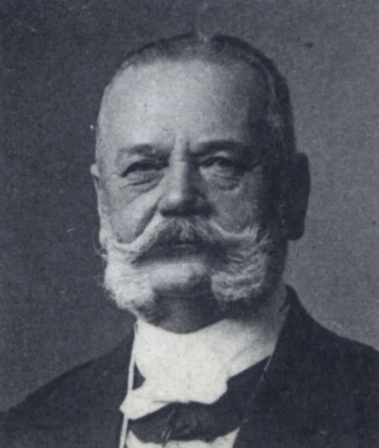 Ludwig von Massow-Parnehnen