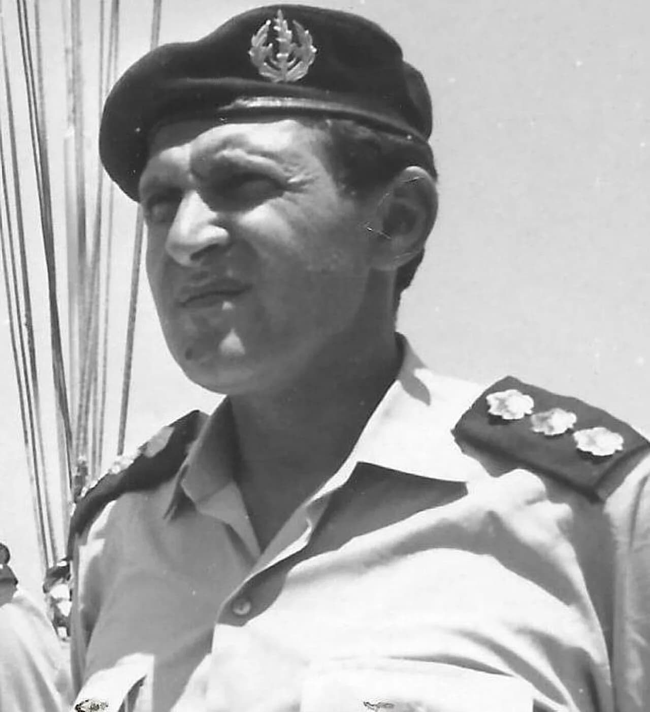 Tzvi Tirosh
