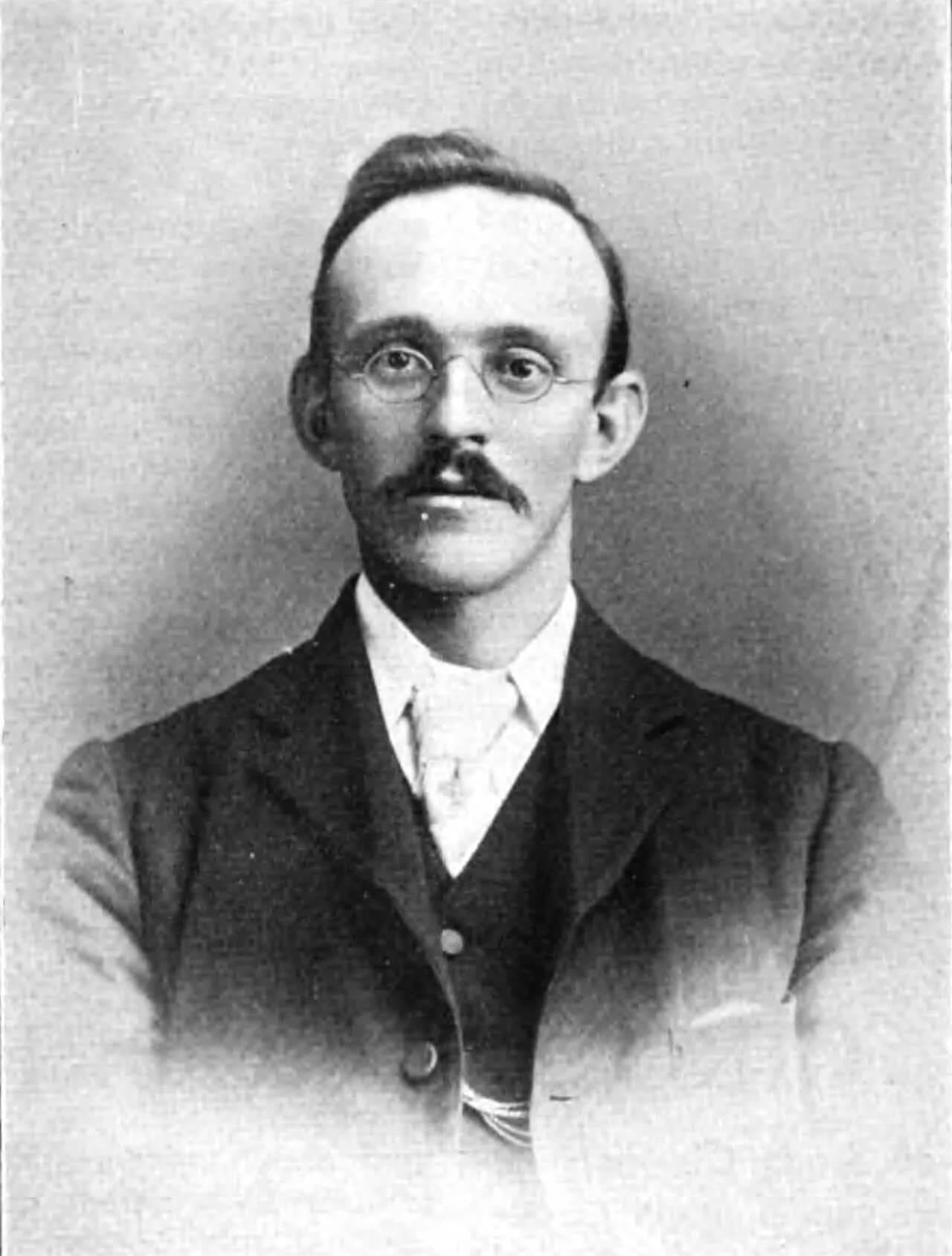 Howard Campbell